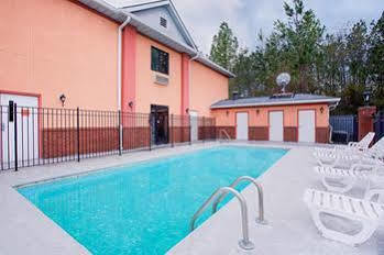 Red Roof Inn Jesup Exterior photo